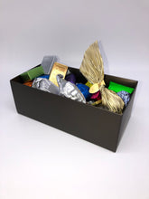 Load image into Gallery viewer, Signature Collection - Grande Box